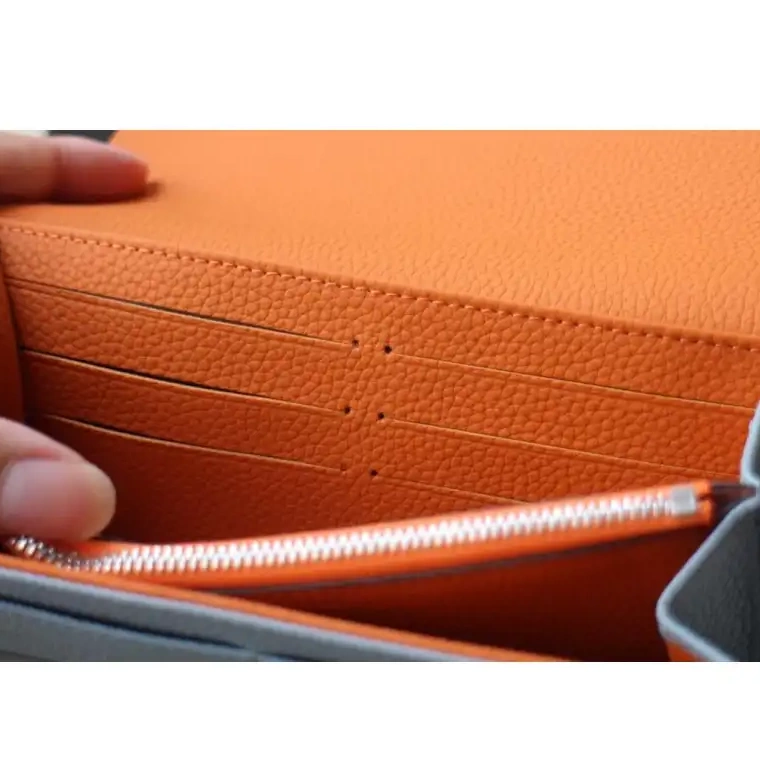19B570225 LV Bags 0611